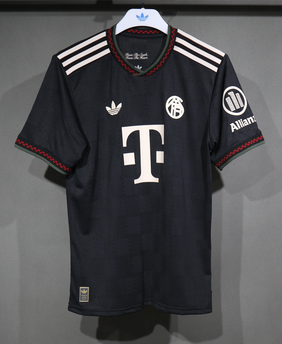 Bayern Munich 2025/26 Black Away Jersey (Player Version)