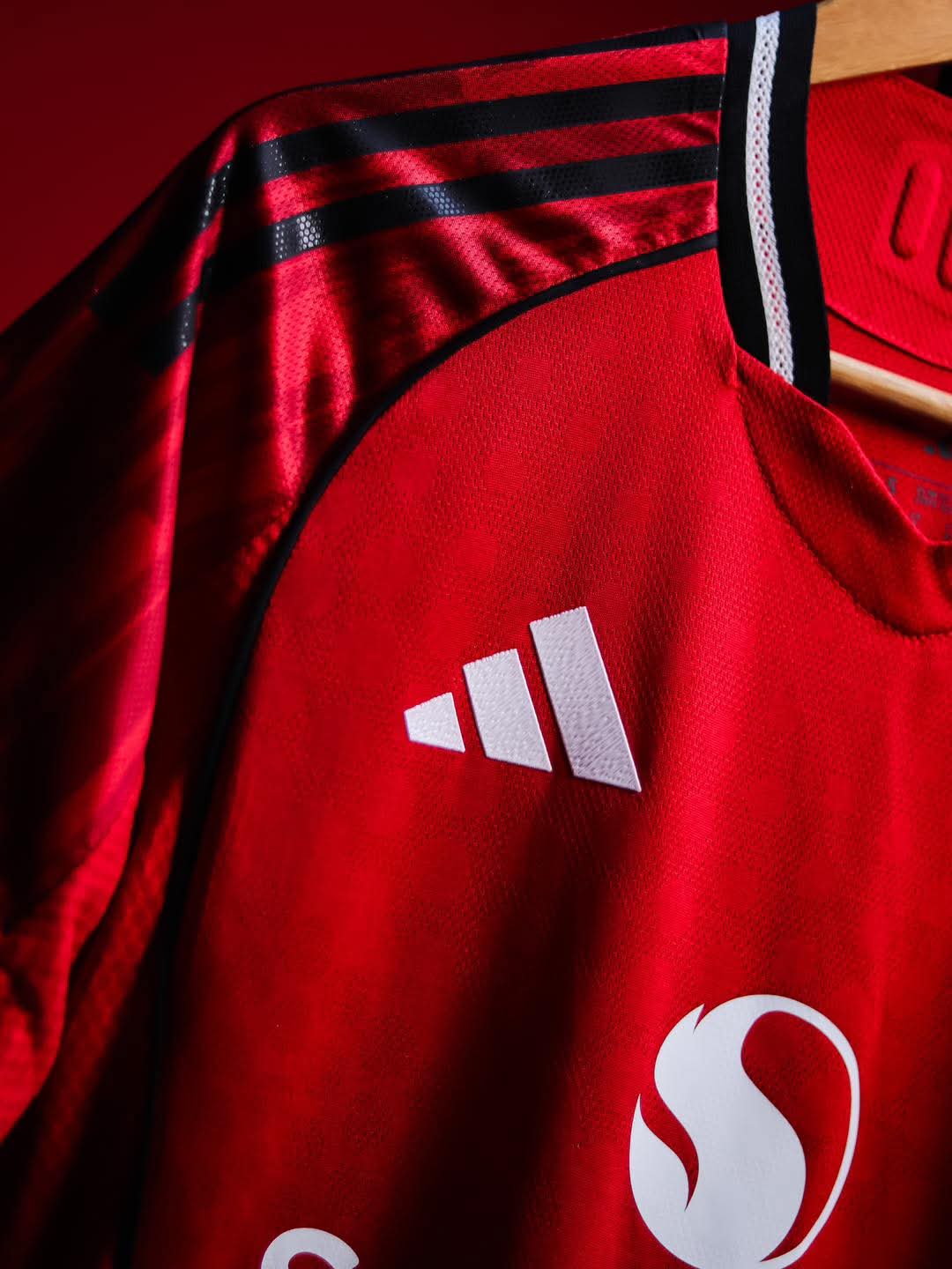 Manchester United 25/26 Home Jersey Player Version
