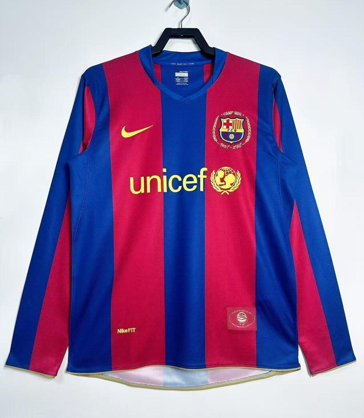 FC Barcelona 2006/07 Home Jersey (Long Sleeve) – Retro